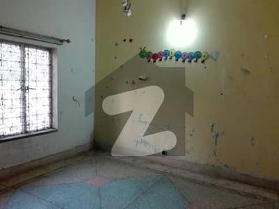 Lower Portion Of 2700 Square Feet Available In Clifton Colony
