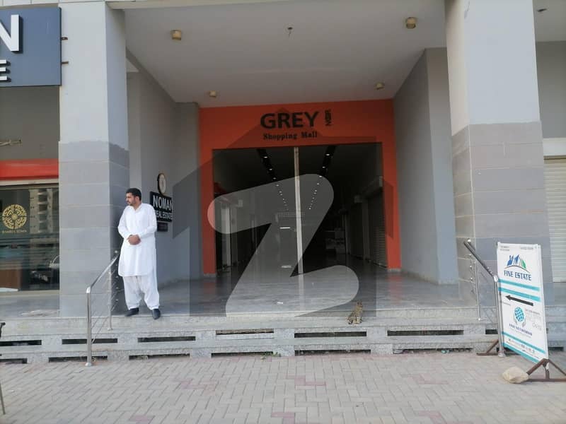 گرے نور ٹاور اینڈ شاپنگ مال سکیم 33 کراچی میں 0.36 مرلہ دکان 55 لاکھ میں برائے فروخت۔