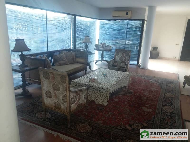 Farm House Prime Location On Main Raiwind Road Farm House Prime Location On Main Raiwind Road