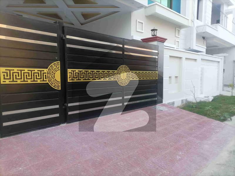 اقبال گارڈن کینال روڈ رحیم یار خان میں 5 مرلہ مکان 1.2 کروڑ میں برائے فروخت۔