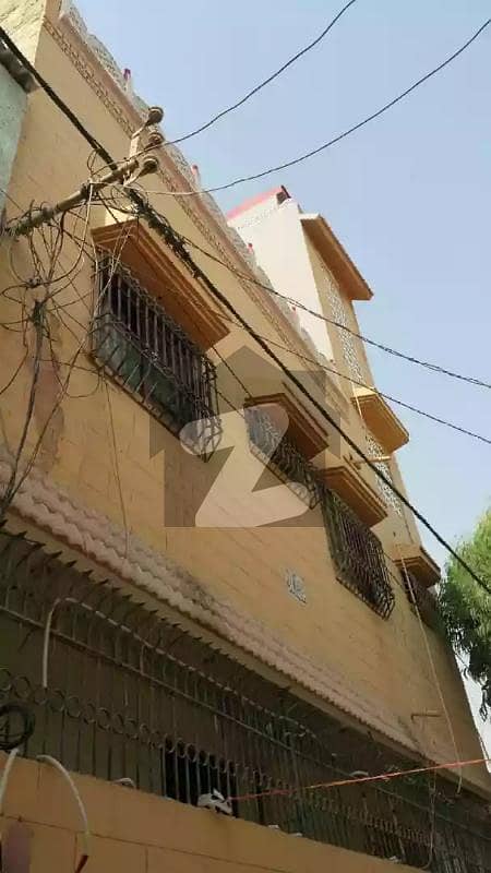 منظور کالونی - سیکٹر ای منظور کالونی کراچی میں 8 کمروں کا 5 مرلہ مکان 1.5 کروڑ میں برائے فروخت۔