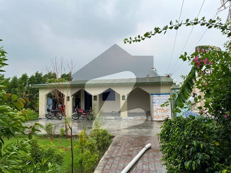 2 Kanal Luxurious Farm House At Very Hot Location Best Future Investment