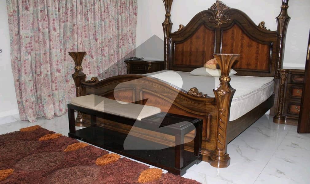 گارڈن ٹاؤن - احمد بلاک گارڈن ٹاؤن لاہور میں 6 کمروں کا 2 کنال مکان 11.9 کروڑ میں برائے فروخت۔