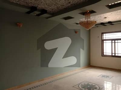 نارتھ ناظم آباد ۔ بلاک ایچ نارتھ ناظم آباد کراچی میں 5 کمروں کا 6 مرلہ فلیٹ 1.5 کروڑ میں برائے فروخت۔