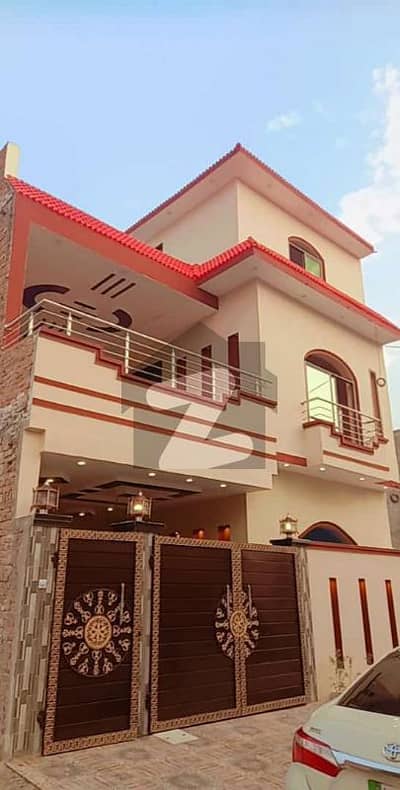 زمان ولاز جہانگی والا روڈ بہاولپور میں 6 کمروں کا 5 مرلہ مکان 1.3 کروڑ میں برائے فروخت۔
