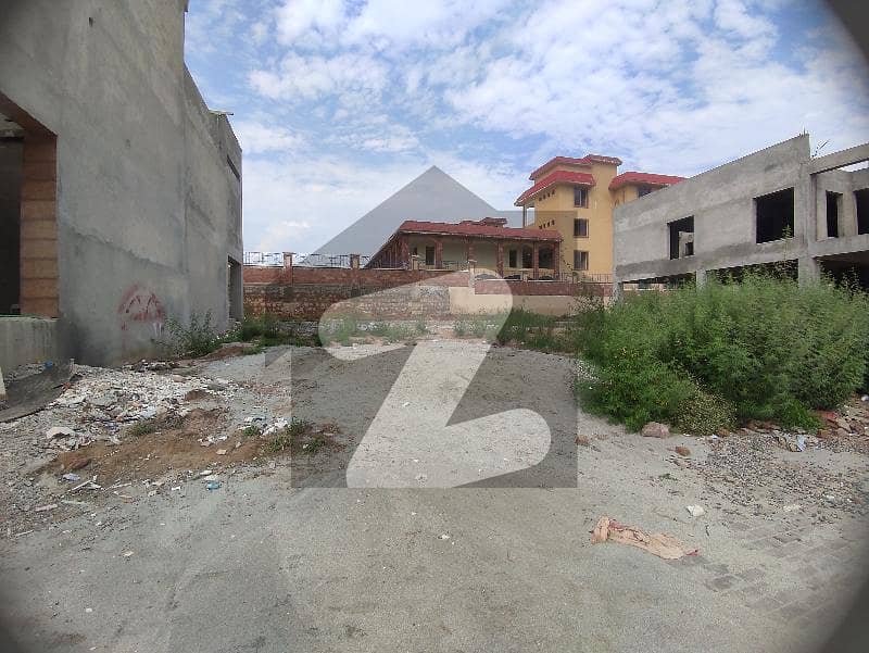 60x65 Commercial plot for sale Three Side Corner Plot Size 3900 Square feet FGEHA tra