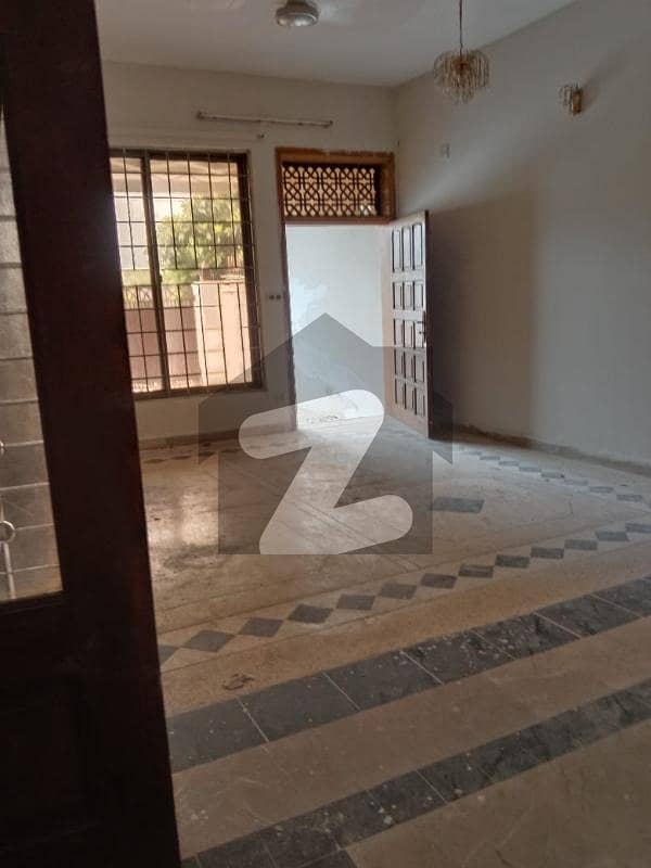 Ground Portion G-11, 01 Kanal, 3 Bed, 3 Bath, Dining, Tv Lounge, Separate Meter & Water Boring, Excellent Location