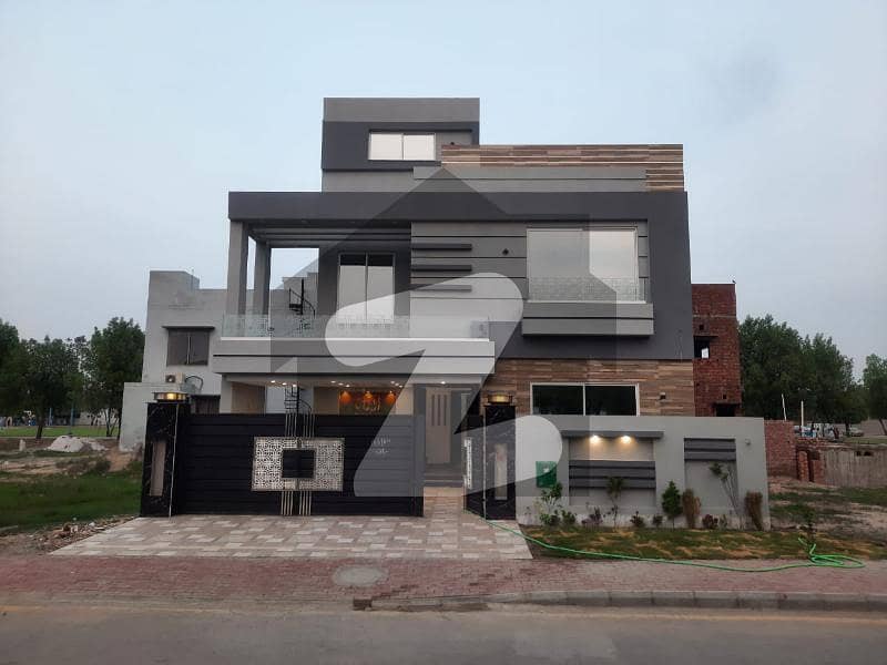 Brand New 10 Marla Double Storey House Available For Rent
