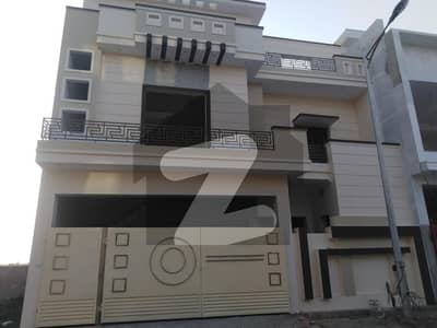 الحرام کے ایگزیکٹو ولاز جہانگی والا روڈ بہاولپور میں 4 کمروں کا 7 مرلہ مکان 1.8 کروڑ میں برائے فروخت۔