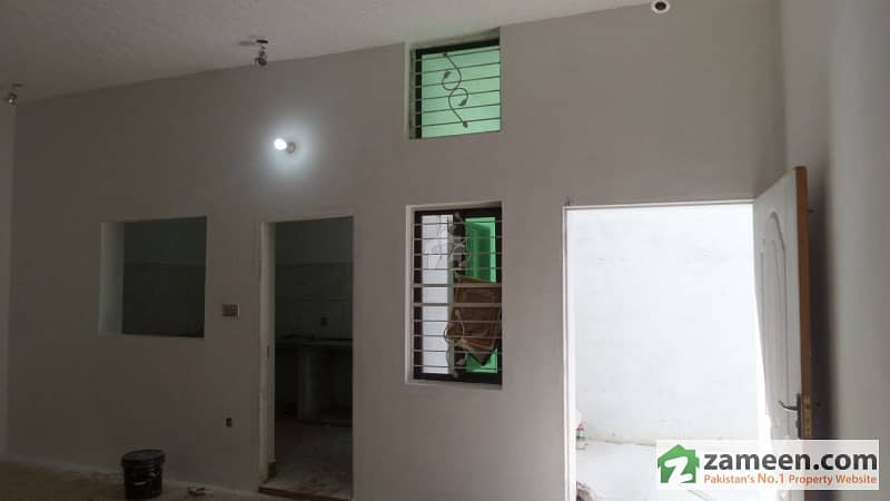 Commercial Single Storey House Is Available For Sale