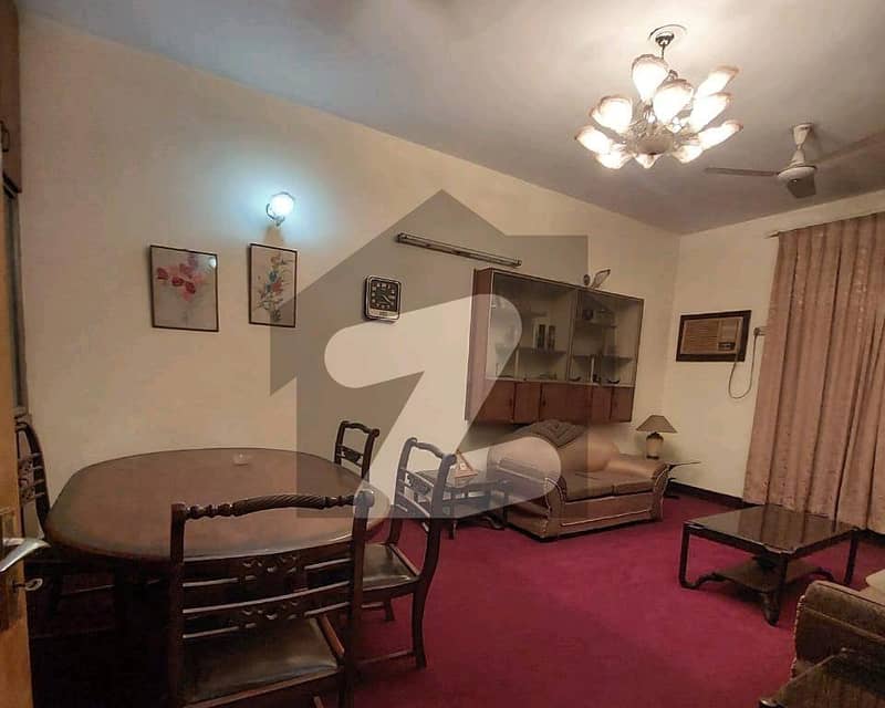 علامہ اقبال ٹاؤن ۔ نرگس بلاک علامہ اقبال ٹاؤن لاہور میں 4 کمروں کا 1 کنال مکان 6.25 کروڑ میں برائے فروخت۔
