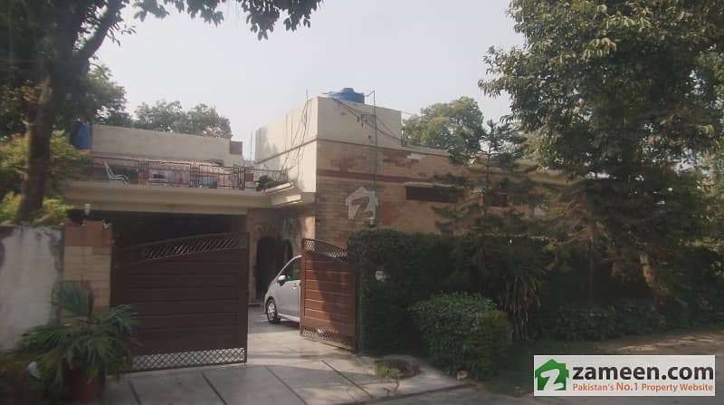 2 Kanal Beautifully Located House Is Available For Sale In Cma Colony