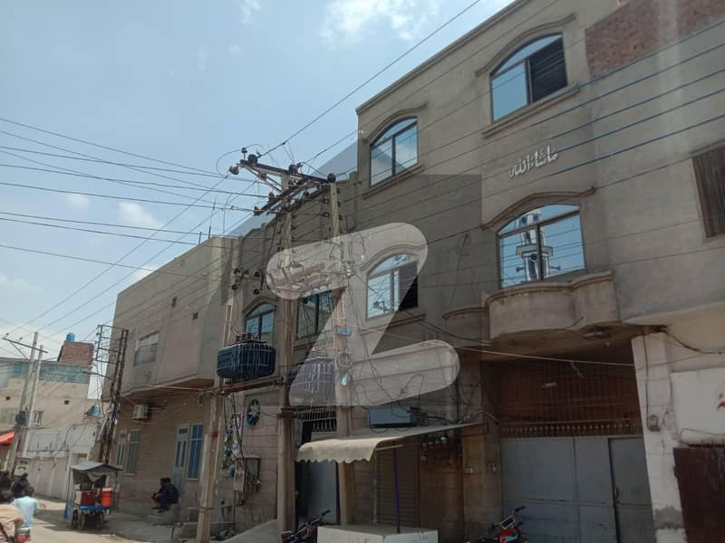 Book A Warehouse Of 15 Marla In Mansoorabad