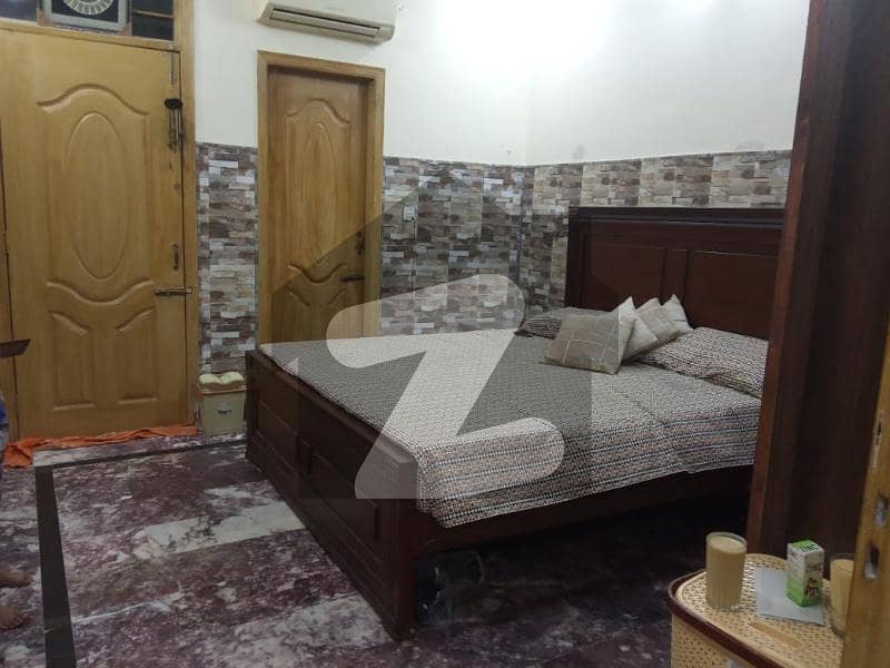 غوری ٹاؤن فیز 5 غوری ٹاؤن اسلام آباد میں 6 کمروں کا 4 مرلہ مکان 1.3 کروڑ میں برائے فروخت۔