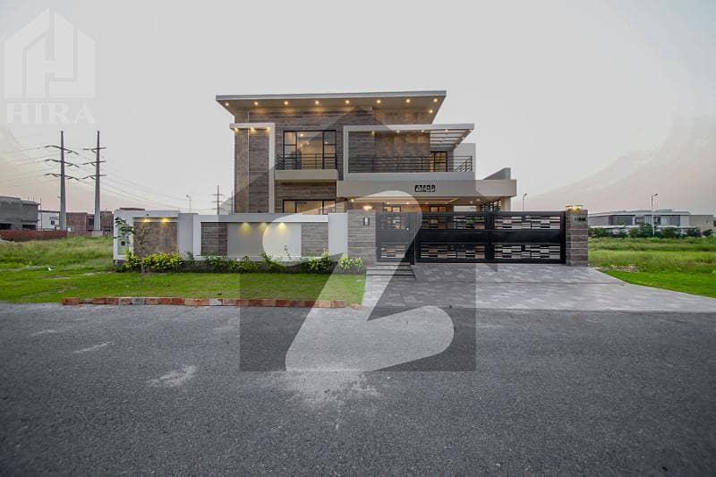 1 Kanal Beautiful House Near To KFC In Phase 6 Dha Lahore. 1 Kanal Beautiful House Near To KFC In Phase 6 Dha Lahore.