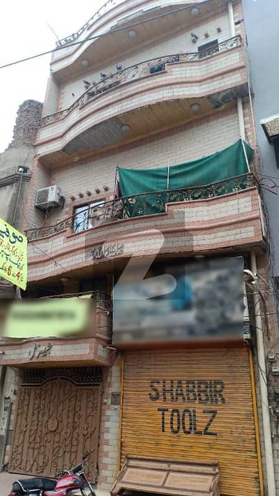 اچھرہ لاہور میں 11 کمروں کا 7 مرلہ عمارت 2.4 کروڑ میں برائے فروخت۔