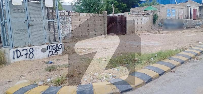 Main 200 Ft Road Commercial Corner Prime Location Plot Available For Rent In Gulistan E Jauhar Dividing Road Of Continental Bakery