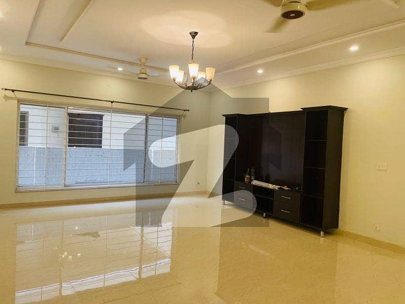 Kanal House In Dha Phase 1 Available For Sale