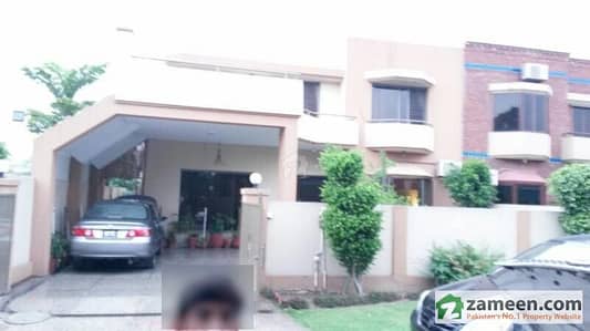 13 Marla 5 Bedrooms Beautiful Corner House Sale 13 Marla 5 Bedrooms Beautiful Corner House Sale