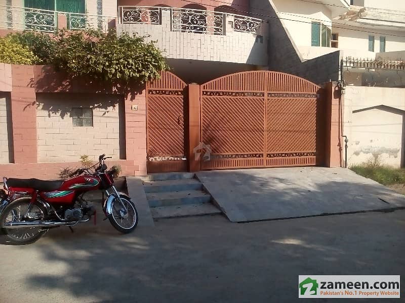 Good Condition Upper Portion For New Officers Colony Saddar Cantt Lahore