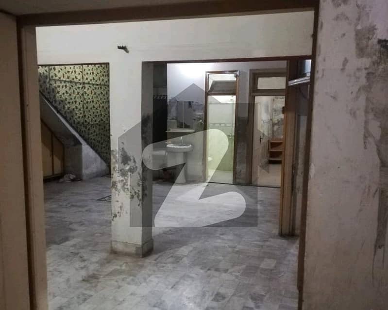 15 Marla House Available For sale In Wapda City - Block D