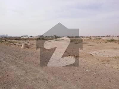 sale A Commercial Plot In Karachi Prime Location