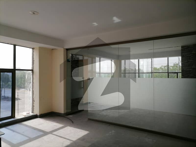 Good 1125 Square Feet Office For Rent In Valencia - Block H