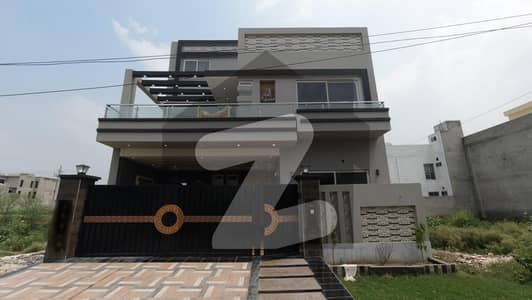 10 Marla Brand New House For Sale in D Block LDA Avenue One Lahore