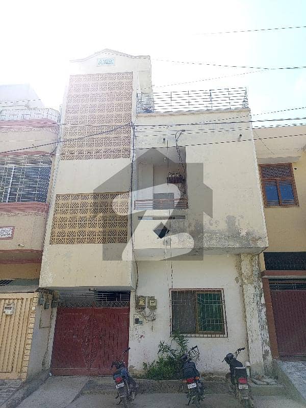 گلستانِِ جوہر ۔ بلاک اے 3 گلستانِ جوہر کراچی میں 4 کمروں کا 4 مرلہ مکان 2 کروڑ میں برائے فروخت۔