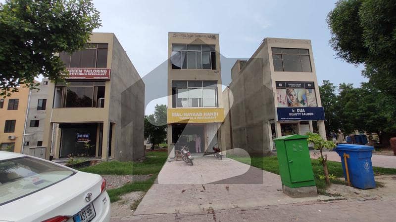 بحریہ ٹاؤن اوورسیز B بحریہ ٹاؤن اوورسیز انکلیو بحریہ ٹاؤن لاہور میں 2 کمروں کا 3 مرلہ عمارت 1.85 کروڑ میں برائے فروخت۔