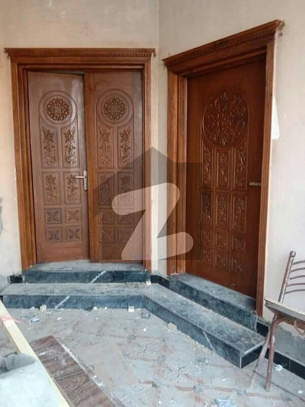 ایس جی گارڈن بیدیاں روڈ لاہور میں 4 کمروں کا 5 مرلہ مکان 99 لاکھ میں برائے فروخت۔