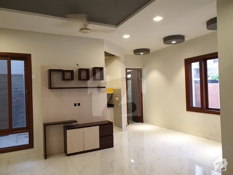 ڈی ایچ اے فیز 7 ایکسٹینشن ڈی ایچ اے ڈیفینس کراچی میں 4 کمروں کا 5 مرلہ مکان 4.45 کروڑ میں برائے فروخت۔