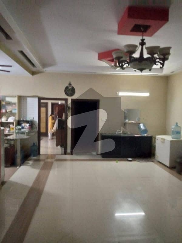 نارتھ ناظم آباد ۔ بلاک این نارتھ ناظم آباد کراچی میں 3 کمروں کا 9 مرلہ بالائی پورشن 1.7 کروڑ میں برائے فروخت۔