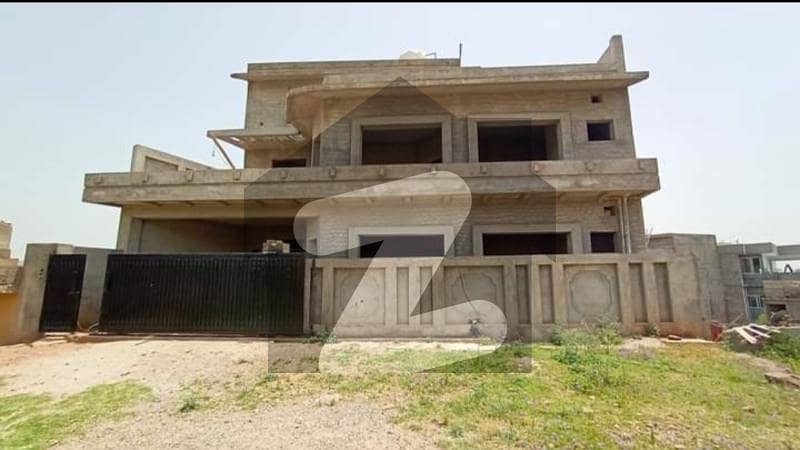 10 Marla Grey Structure House For Sale
