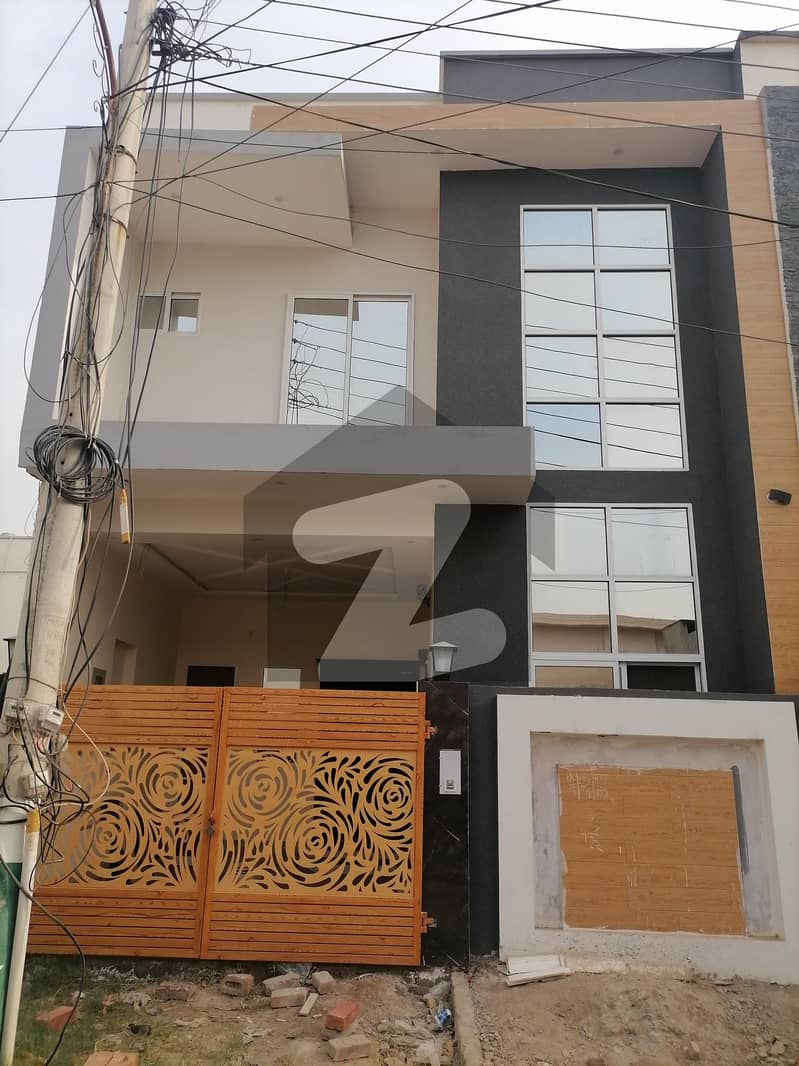 Perfect 3.5 Marla House In Al Razzaq Executive For sale