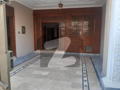 Lower Portion Sized 2250 Square Feet In Pwd Colony