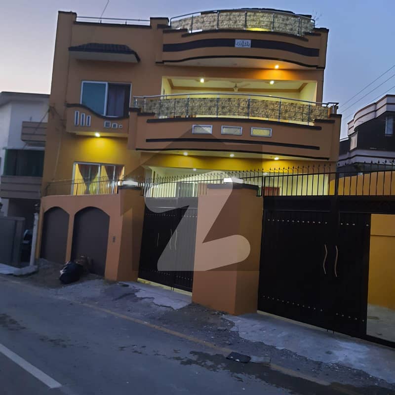 Avail Yourself A Great 3150 Square Feet House In Police Officers Colony