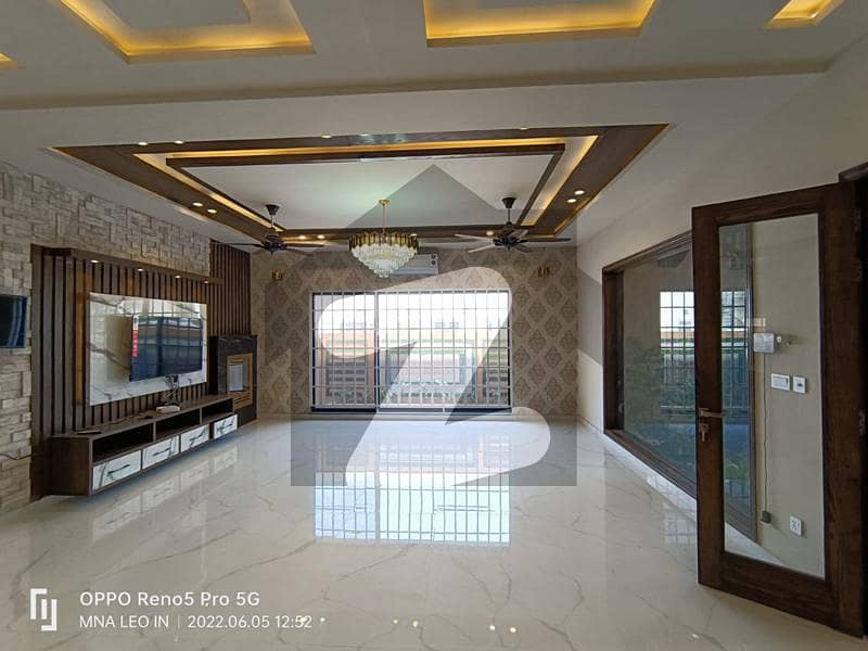 ITS ONE OF BEST HOUSE IN JASMINE BAHRIA LAVISH HOUSE