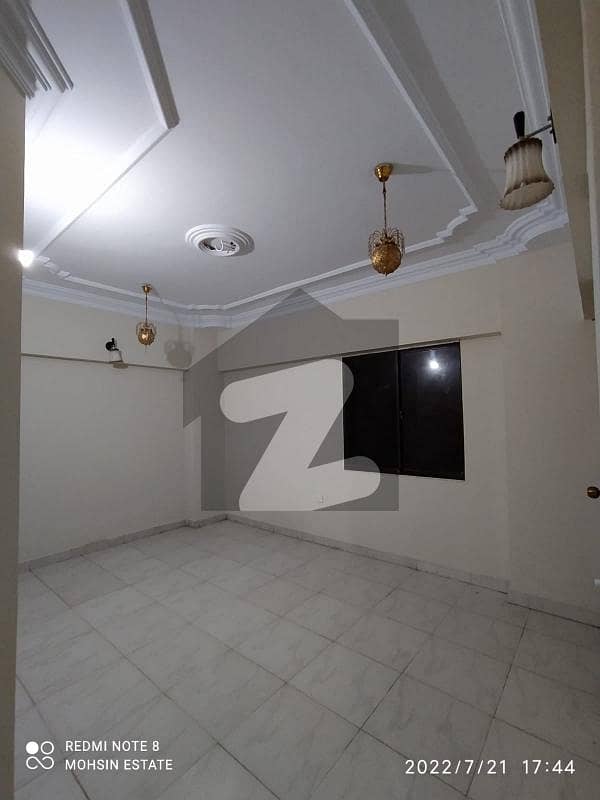 طارق روڈ کراچی میں 5 کمروں کا 12 مرلہ مکان 3.2 لاکھ میں کرایہ پر دستیاب ہے۔