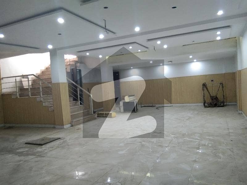 Shop Of 1125 Square Feet In Bahria Town - Commercial Area For Rent