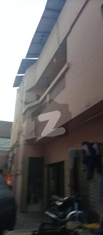 کینٹ ویو سوسائٹی لاہور میں 12 مرلہ مکان 3.5 کروڑ میں برائے فروخت۔