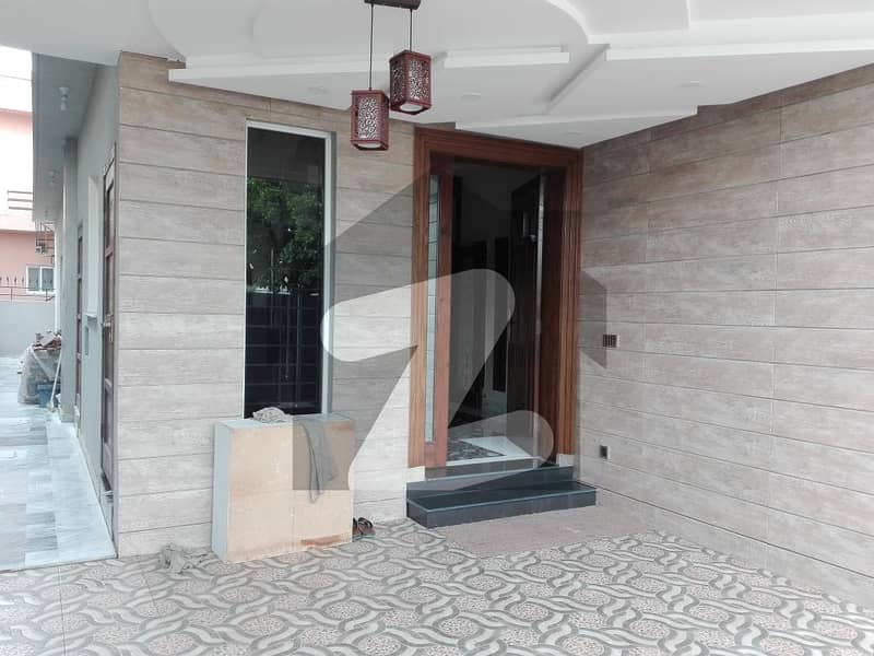 1800 Square Feet House Is Available For sale In Sir Syed Road