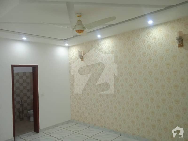 علامہ اقبال ٹاؤن ۔ راوی بلاک علامہ اقبال ٹاؤن لاہور میں 5 کمروں کا 10 مرلہ مکان 3.65 کروڑ میں برائے فروخت۔