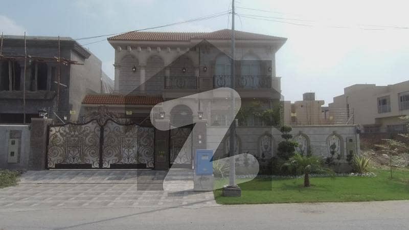 1 Kanal House Is Available For sale In DHA Phase 8 - Block Q