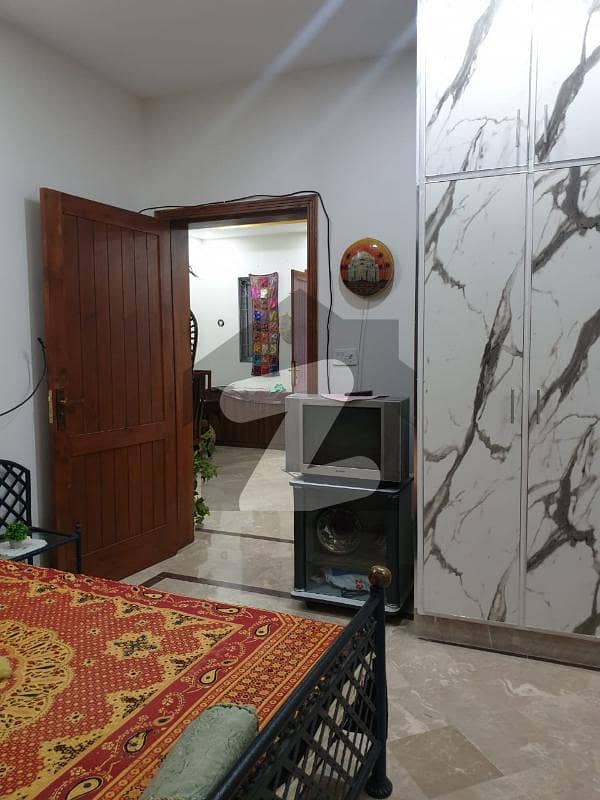 داؤد ریذیڈنسی ہاؤسنگ سکیم ڈیفینس روڈ لاہور میں 4 کمروں کا 6 مرلہ مکان 1.75 کروڑ میں برائے فروخت۔
