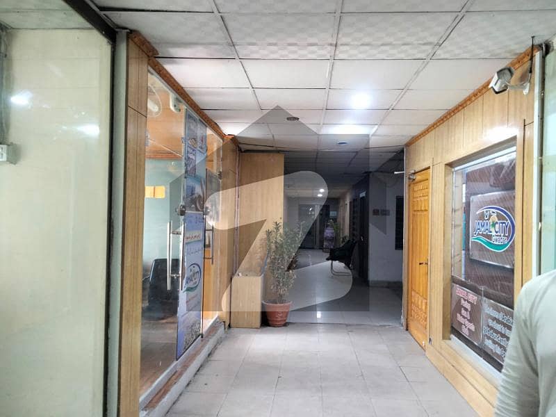 Commercial Unit For Sale Jinnah Super Market F-7 islamabad