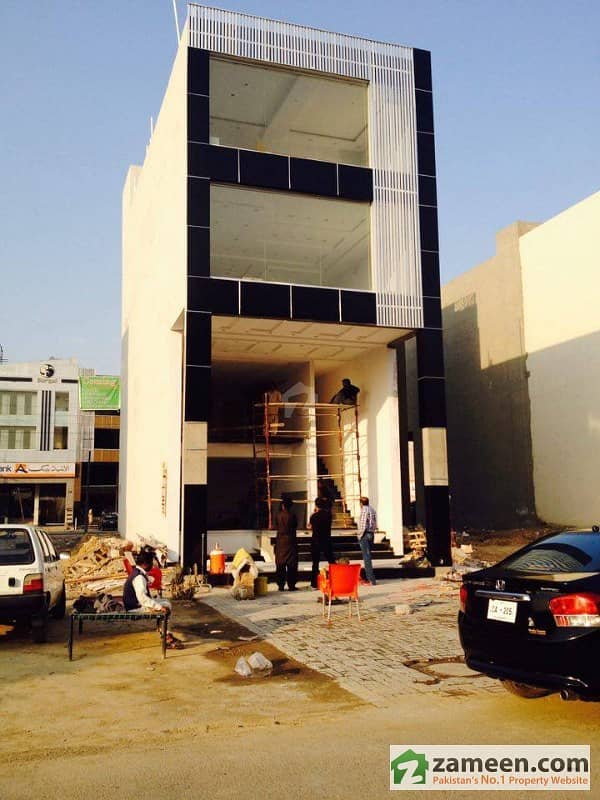 4 Marla Brand New Commercial Plaza For Sale In Paragon City Paragon