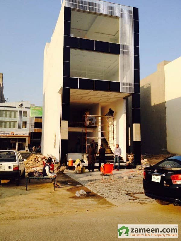 4 Marla Brand New Commercial Plaza For Sale In Paragon City Paragon