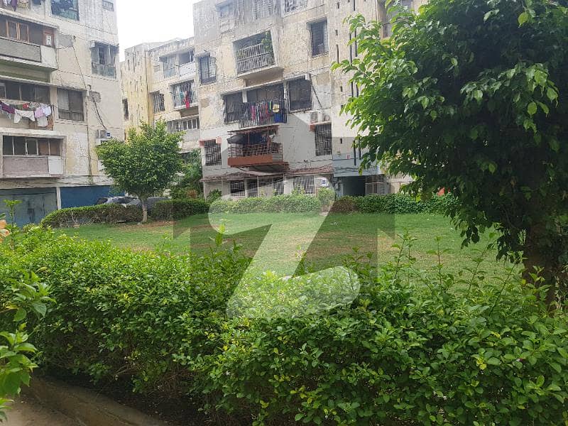 Flat For Sale 4 Bedroom Gulshan Block 13 A Main Hassan Square Gulshane