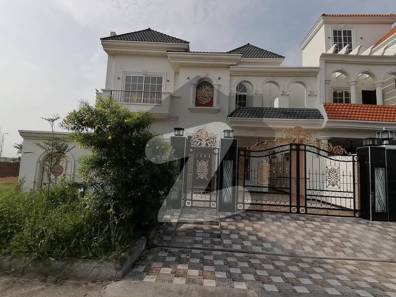 Well-constructed House Available For sale In Citi Housing Society - Block A Extension